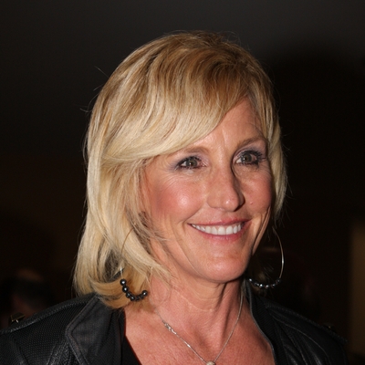 Erin Brockovich Autograph Profile