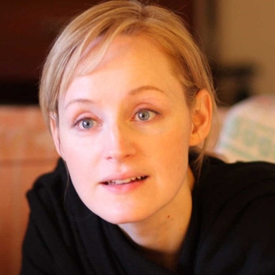 Erin Davie Autograph Profile