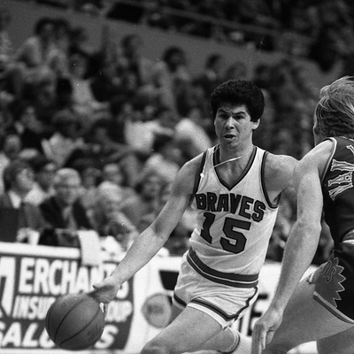 Ernie DiGregorio Autograph Profile