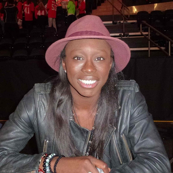 Essence Carson