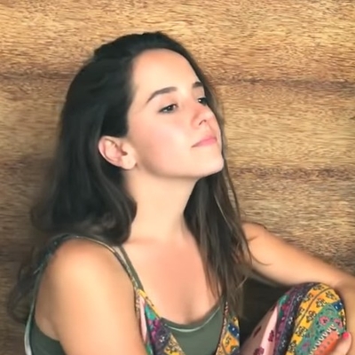 Evaluna Montaner Autograph Profile