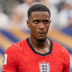 Ezri Konsa