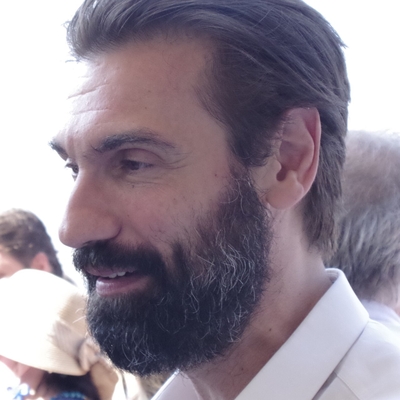 Fabrizio Gifuni Autograph Profile
