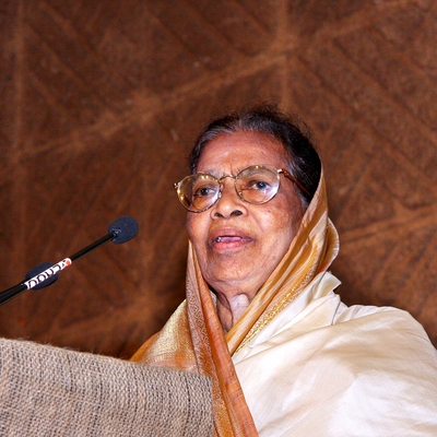Fathima Beevi Autograph Profile