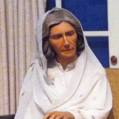 Fatima Jinnah Autograph Profile