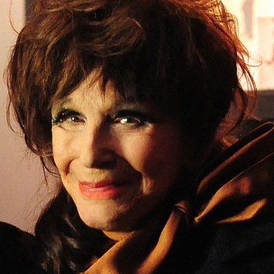 Fenella Fielding Autograph Profile