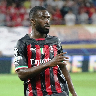 Fikayo Tomori Autograph Profile
