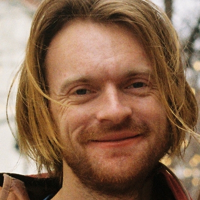 Finneas Autograph Profile