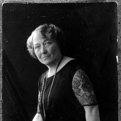 Florence Barrett Autograph Profile