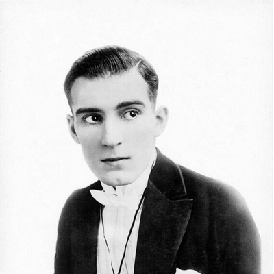 Frank Bennett Autograph Profile