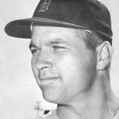 Frank House Autograph Profile