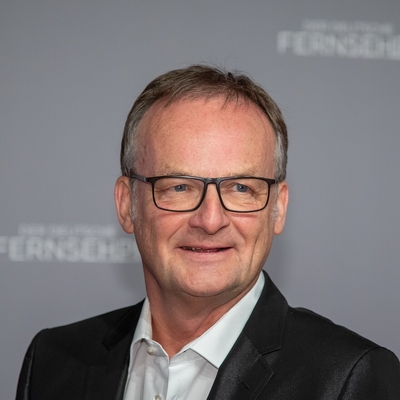 Frank Plasberg Autograph Profile