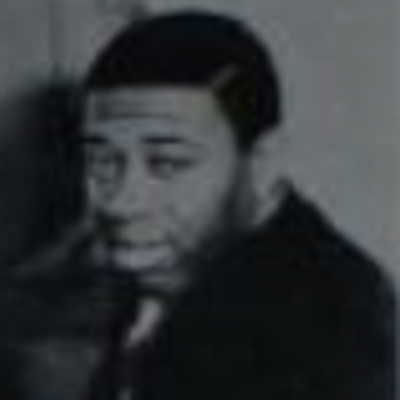 Fred Cash Autograph Profile