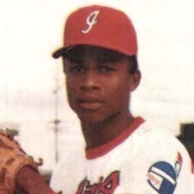 Freddie Toliver Autograph Profile
