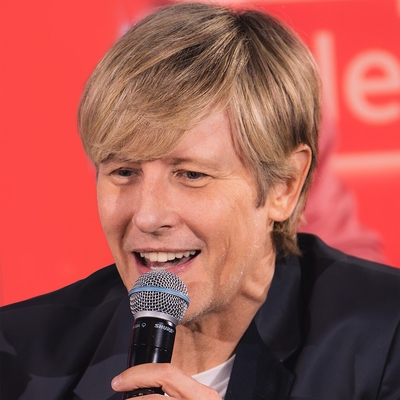 Gabriel Mann Autograph Profile