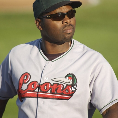 Garey Ingram Autograph Profile