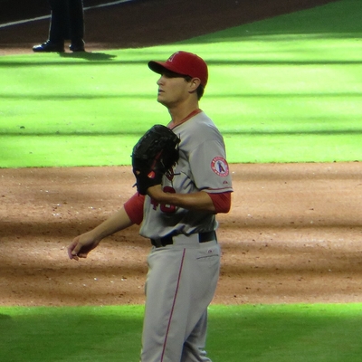 Garrett Richards Autograph Profile