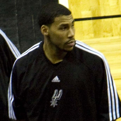 Garrett Temple Autograph Profile