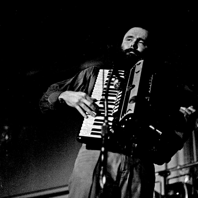Garth Hudson Autograph Profile