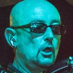 Gary James