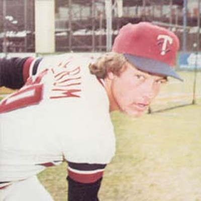 Gary Serum Autograph Profile