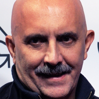 Gaspar Noé Autograph Profile