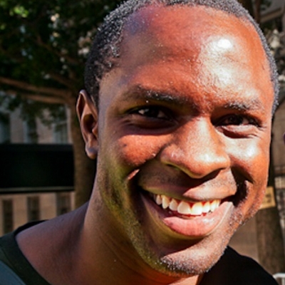 Gbenga Akinnagbe Autograph Profile
