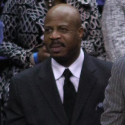 Gene Banks Autograph Profile