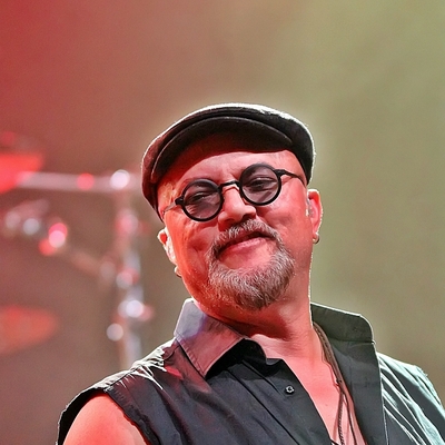 Geoff Tate Autograph Profile
