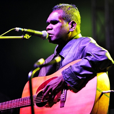 Geoffrey Gurrumul Yunupingu Autograph Profile
