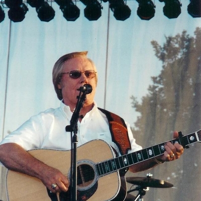 George Jones Autograph Profile