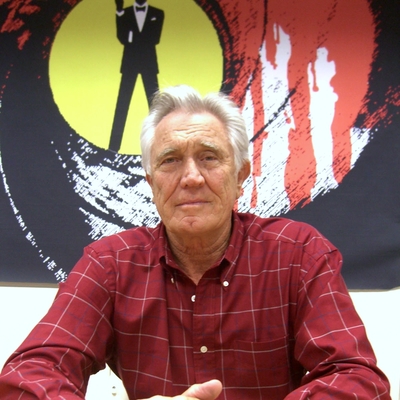 George Lazenby Autograph Profile