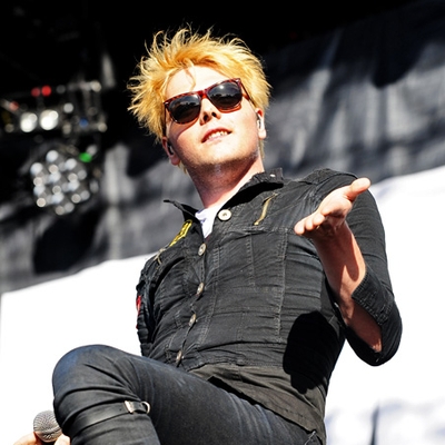 Gerard Way Autograph Profile