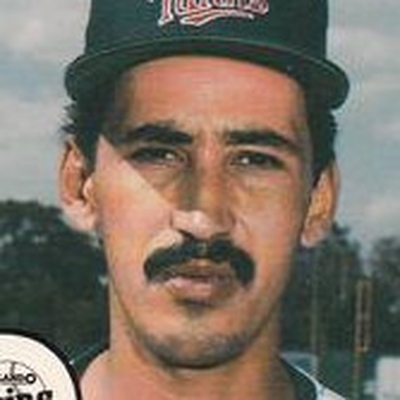 Germán González Autograph Profile