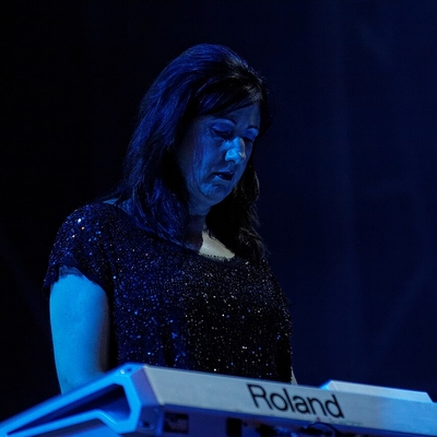 Gillian Gilbert Autograph Profile