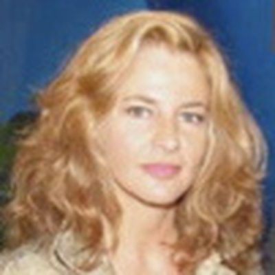 Giuliana de Sio Autograph Profile