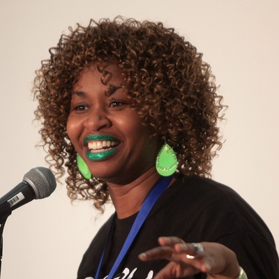 GloZell Green Autograph Profile
