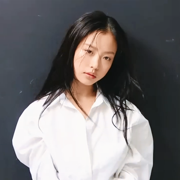 Go Min-si