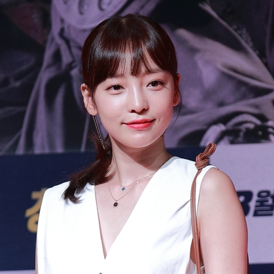 Goo Hara Autograph Profile