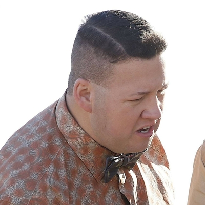 Graham Elliot Autograph Profile