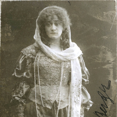 Grete Berger Autograph Profile