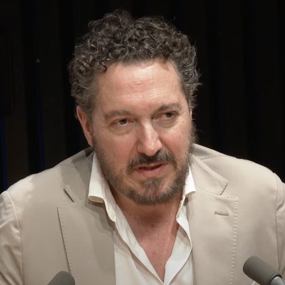 Guillaume Gallienne Autograph Profile