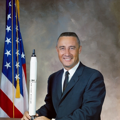 Gus Grissom Autograph Profile