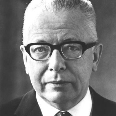 Gustav Heinemann Autograph Profile