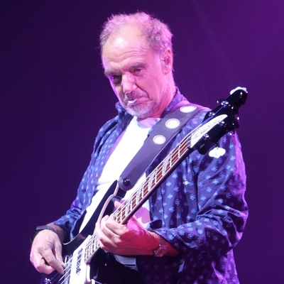 Guy Pratt Autograph Profile
