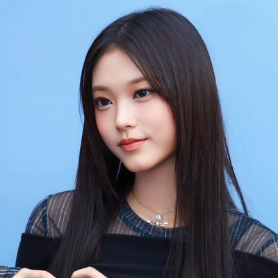 Haerin Autograph Profile