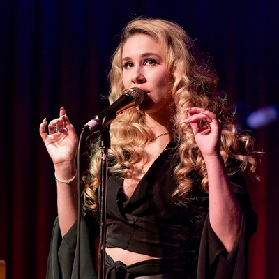 Haley Reinhart Autograph Profile