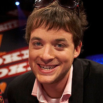 Hamish Blake Autograph Profile