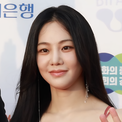 Han Ji-eun Autograph Profile