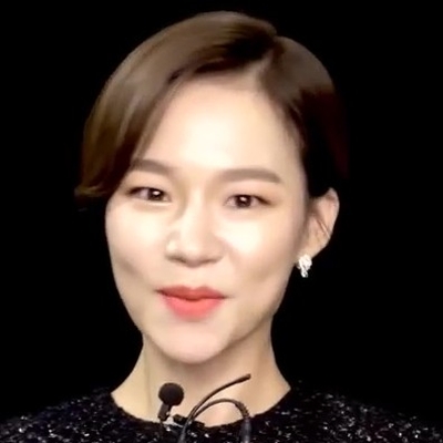 Han Ye-ri Autograph Profile